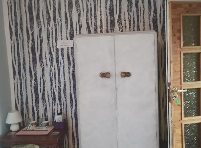 홈스테이 Nowa Jutrzenka *